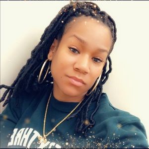 Meet your Posher, Erica